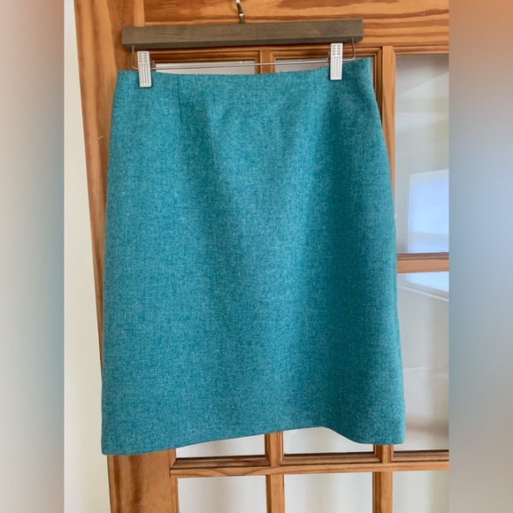Boden British Tweed By Moon size 6 short skirt - Picture 4 of 5